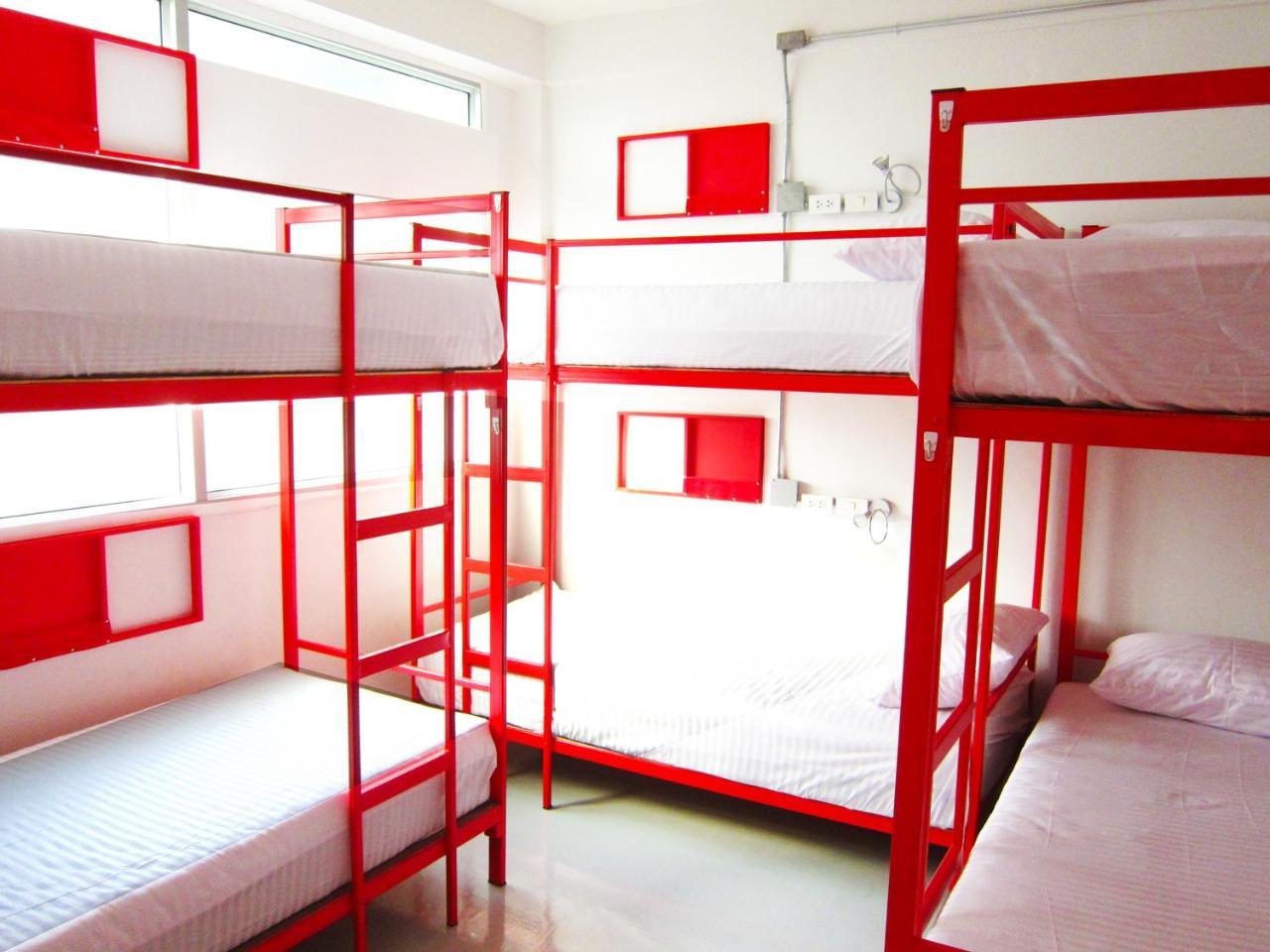 Jellybean Ezy Hostel Sathorn Bangkok Exterior foto